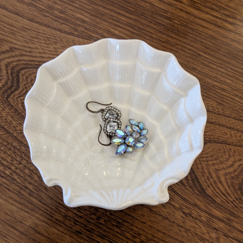 Vintage 70s Sea Shell Shaped Trinket Or Soap Dish